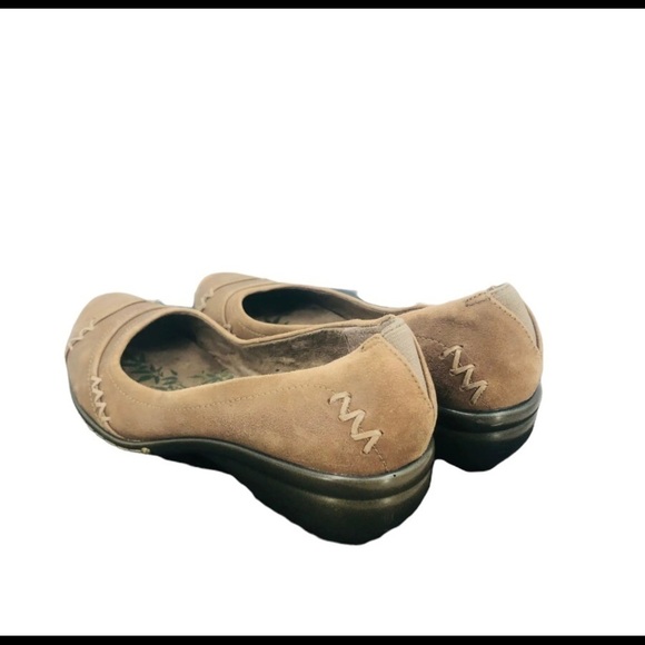 Easy Spirit Womens Espine Crest Leather Slip On Beige Wedge Loafer Shoes Size 8M - Picture 3 of 15